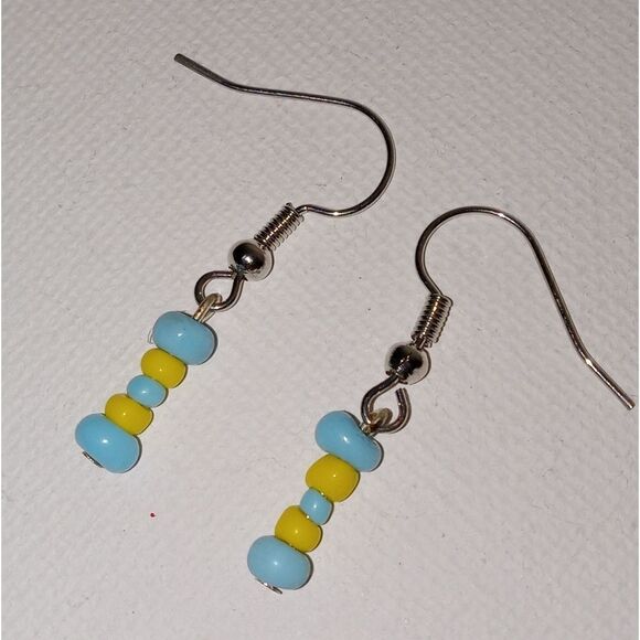 Hand Crafted Jewelry - CLEARANCEYellow and blue beaded bar earrings